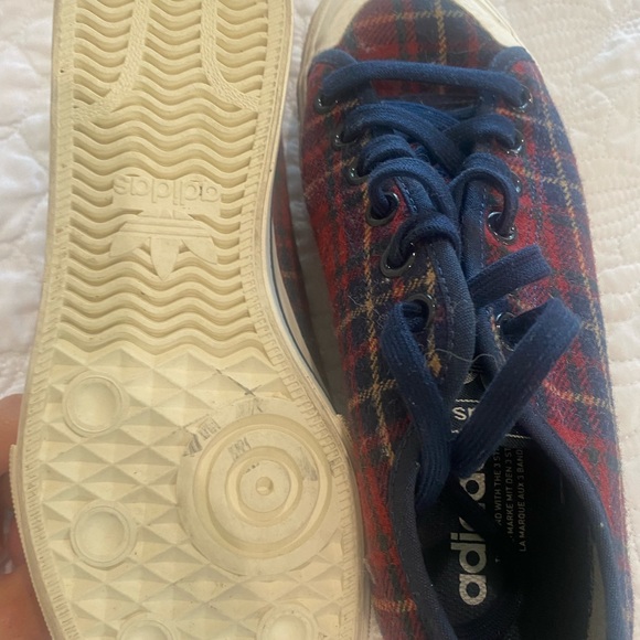 Adidas Women’s platform - Picture 5 of 5